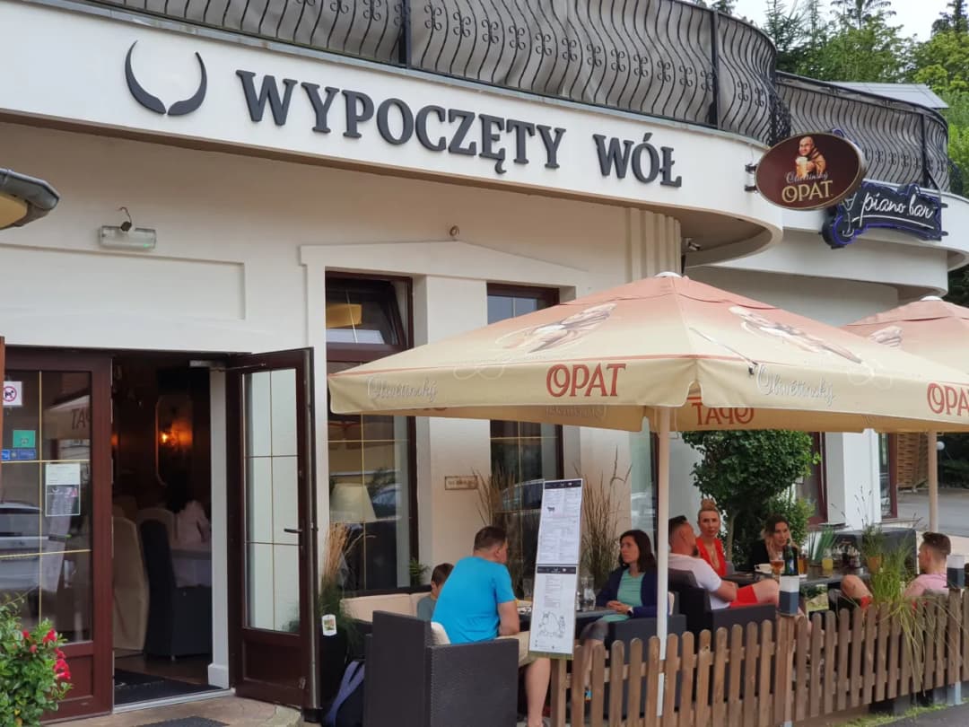 Gdzie zjeść w Kudowie-Zdroju? Odkryj najlepsze restauracje i dania