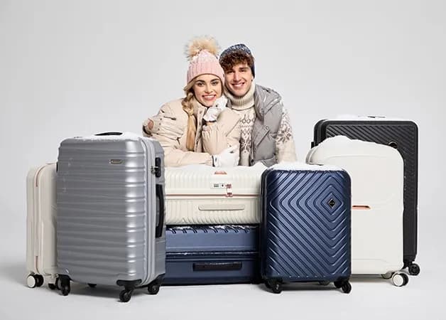 Jak wybrać dużą walizkę do samolotu, żeby uniknąć dodatkowych opłat Jak wybrać dużą walizkę do samolotu, żeby uniknąć dodatkowych opłat